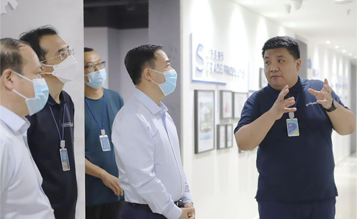 ��8ͷ�����(�й���½)-�ٷ���վ