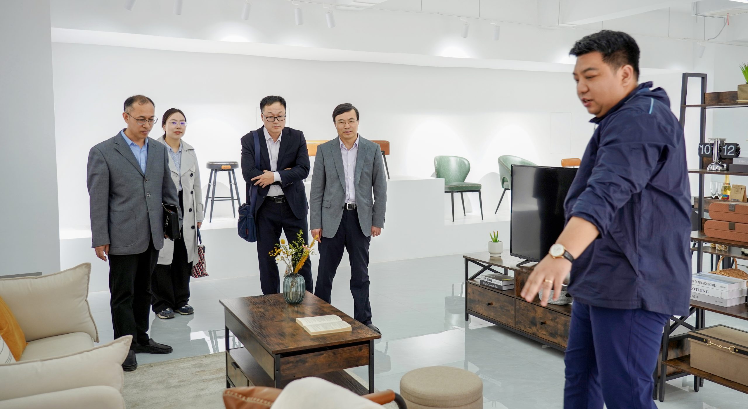 ��8ͷ�����(�й���½)-�ٷ���վ